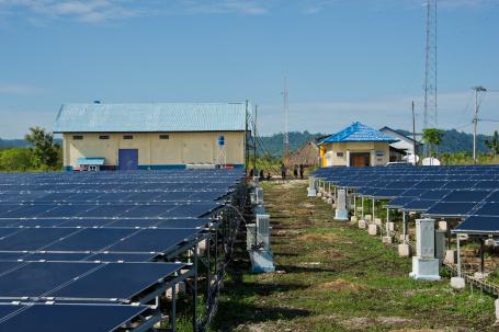 Renewable energy systems like these solar panels in Indonesia are expanding access to electricity in Southeast Asia. Photo by Asian Development Bank.