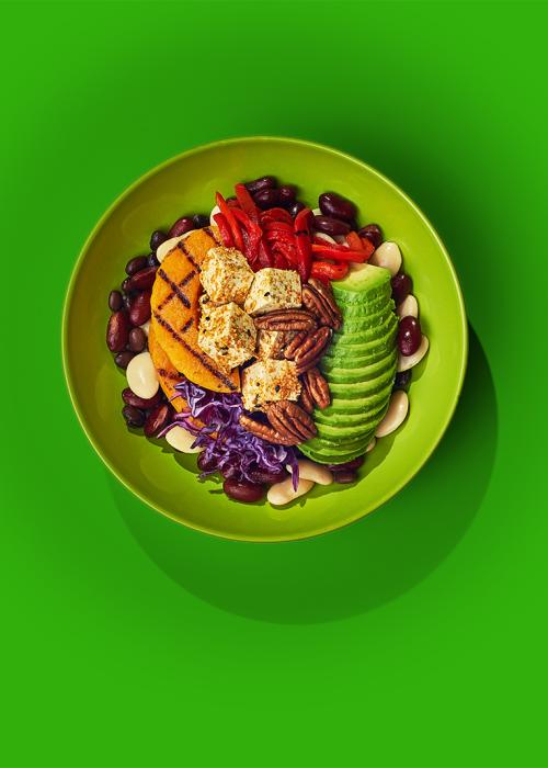 Climate-friendly meal on green background