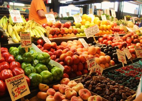 produce at a food stand