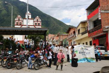 Rally in a Colombian town
