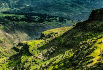 A green, hilly landscape in Lalibela, Ethiopia